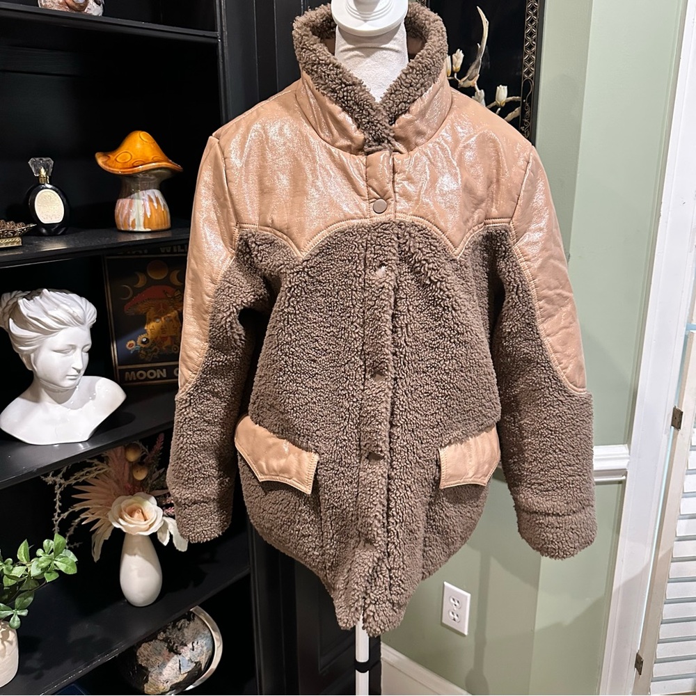 Pastiche Outwear Apparel Sherpa & Faux Leather Jacket – Size M
